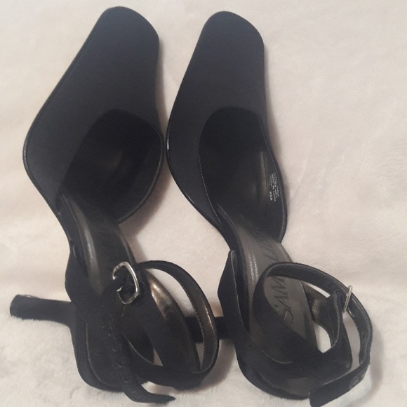 Sam & Libby Black ankle strap heels 6M - Picture 4 of 5